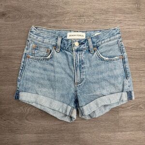 Denim Forum THE '90S A-LINE HI-RISE SHORT Size 23